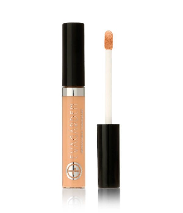 Impeccable Concealer (321) - Evagrden